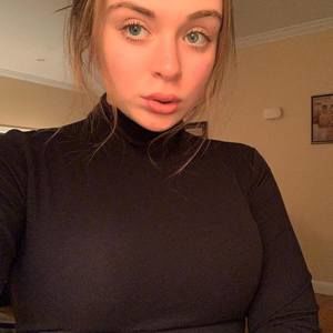 Meet your Posher, Elise